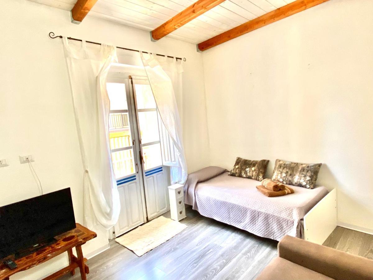 Maestrale Apartment Tertenia Bagian luar foto
