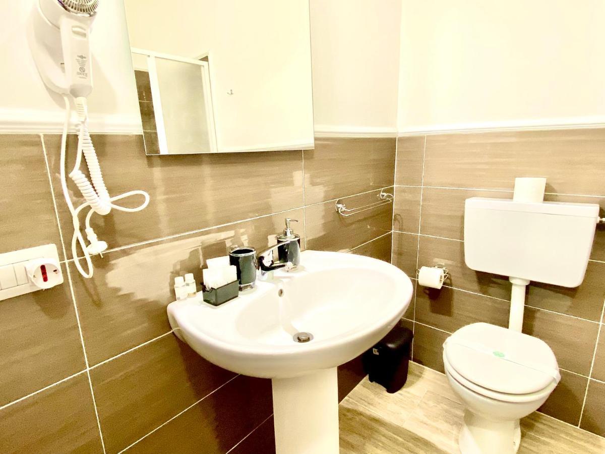 Maestrale Apartment Tertenia Bagian luar foto