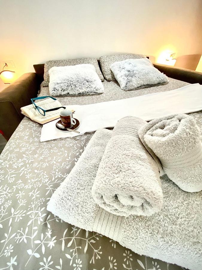 Maestrale Apartment Tertenia Bagian luar foto